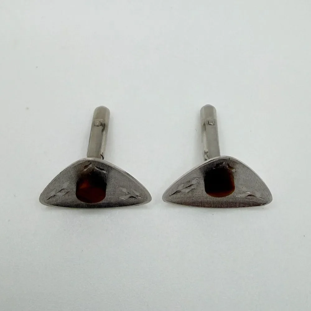 Vintage/Retro Tigers Eye and diamond cut leaf design silver tone cuff links!‎